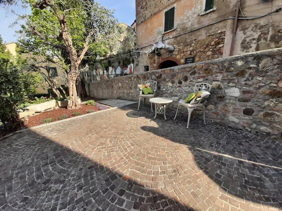 Lajatico Rentals - Casa Di Alice Nel Borgo Exterior foto